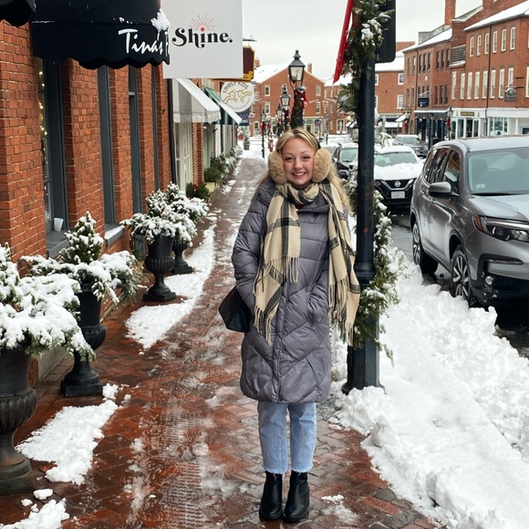 Meet your Posher, Callie - Picture 6 of 7